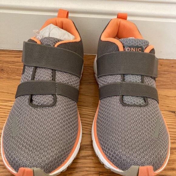 Vionic Sneakers NEW - Picture 3 of 3